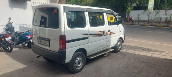 Maruti Suzuki Eeco 5 STR